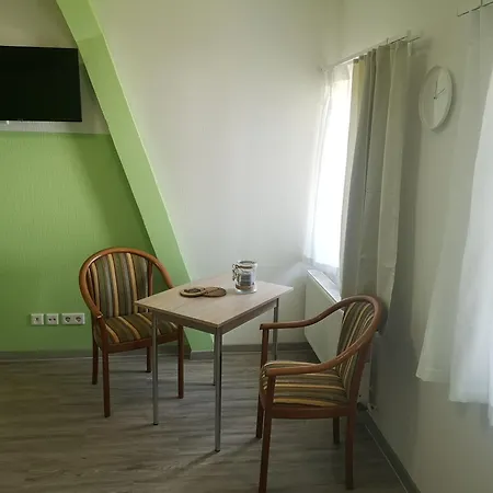 Blechernkrug Apartamento Krakow am See